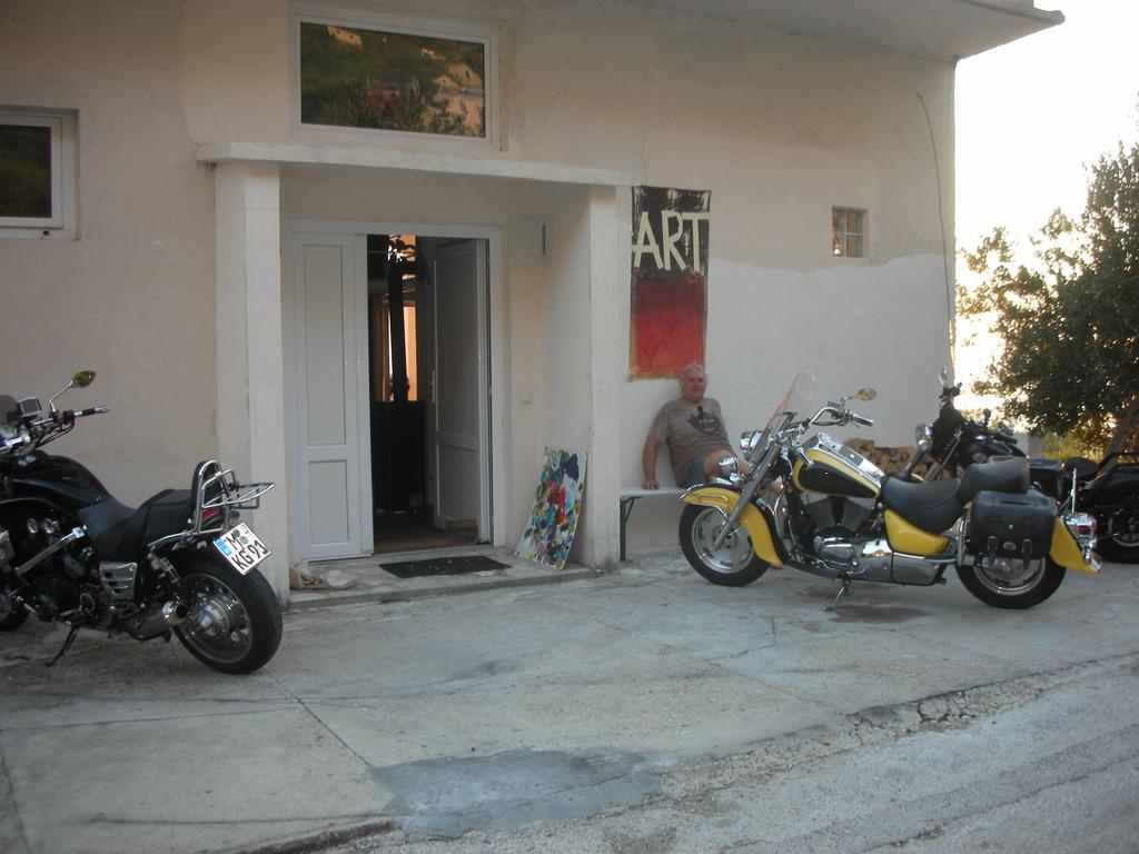 Apartment Croatia Art Drašnice Eksteriør billede